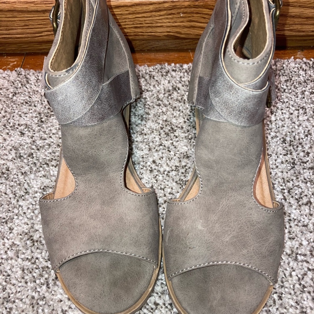 Open toe boot